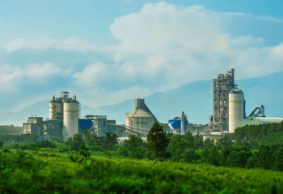 Nhà máy Xi măng Đồng Lâm 